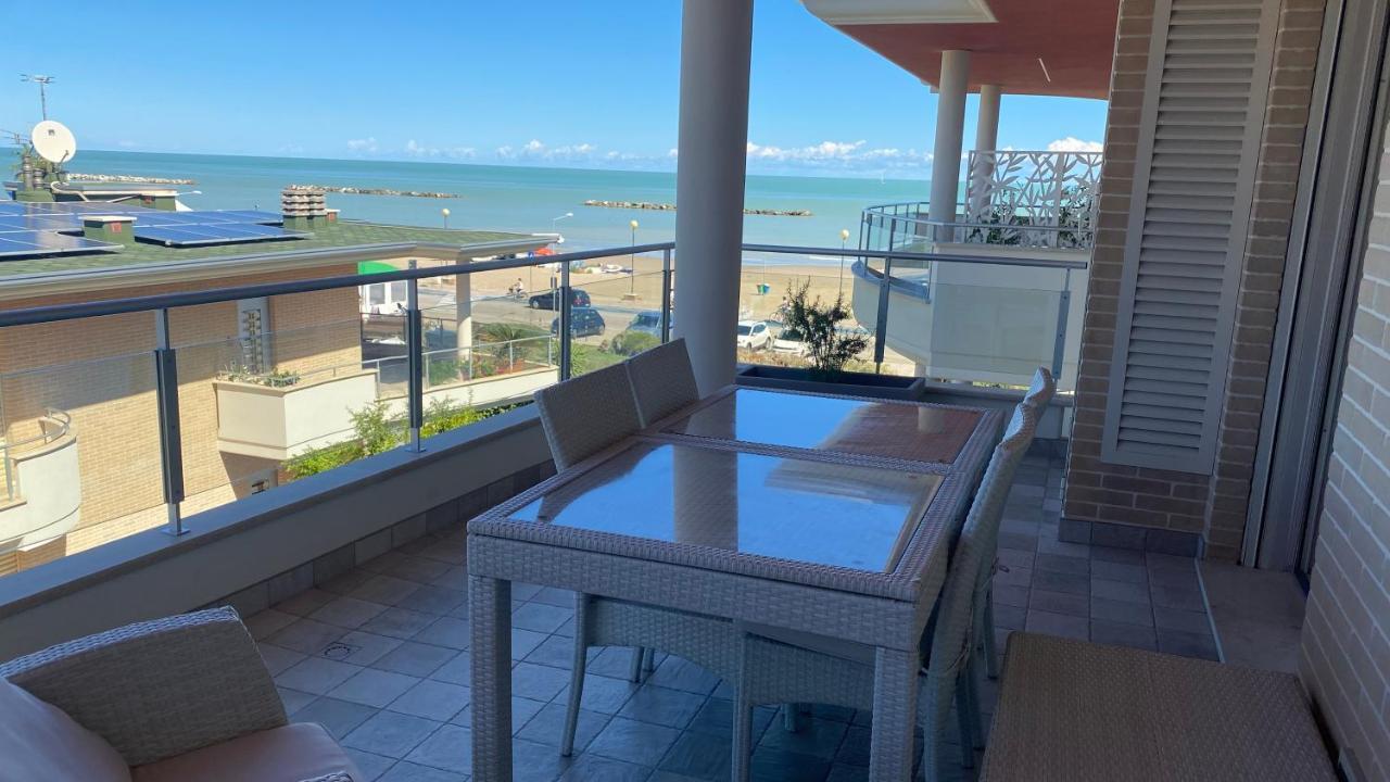 Appartamento “Le Vele” Porto San Giorgio Extérieur photo